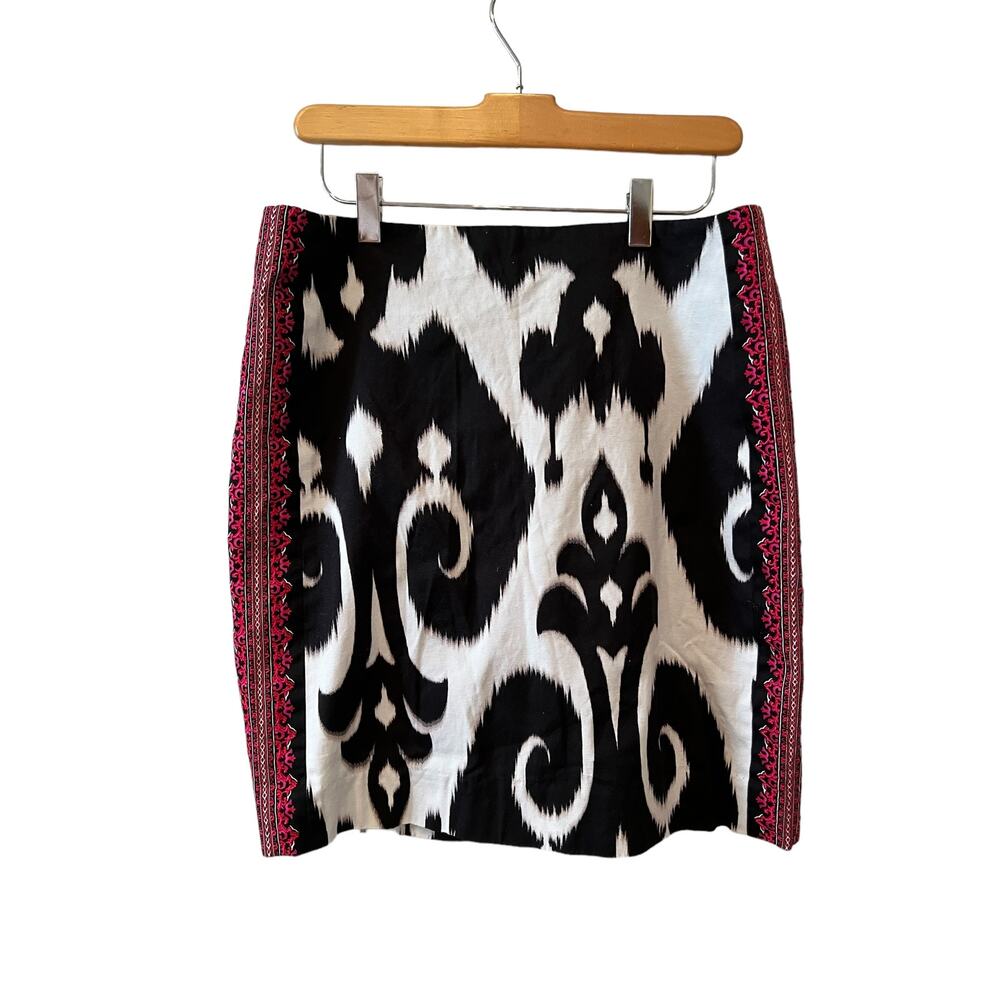 White House Black Market WHBM Pencil Skirt Black White 6